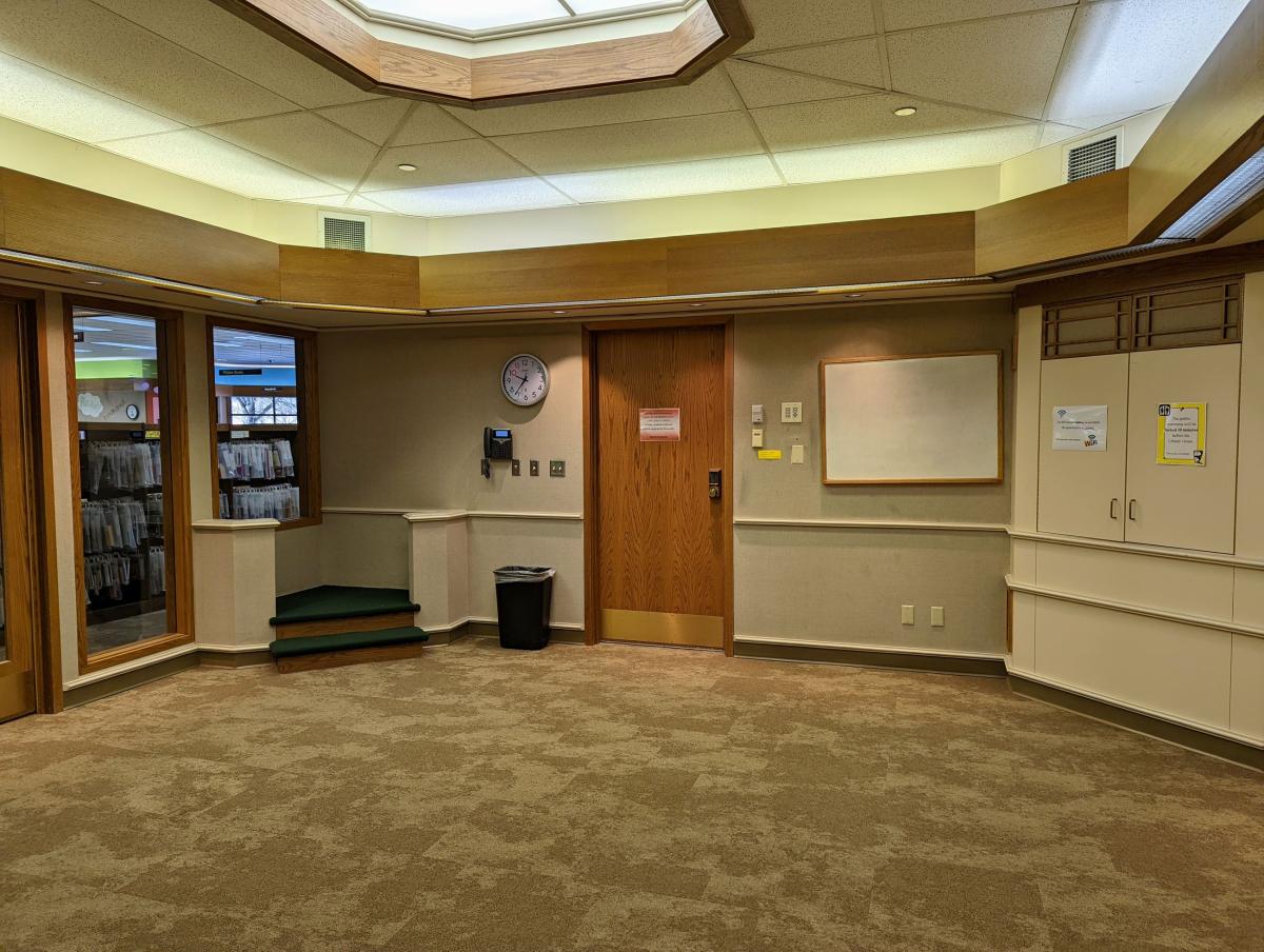 Empty, carpeted meeting room